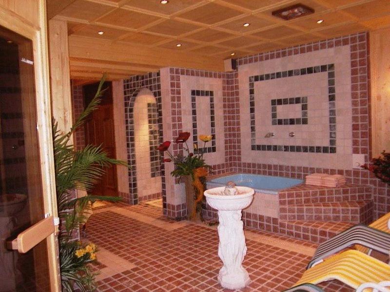Hotel Humlerhof Gries am Brenner Exterior foto
