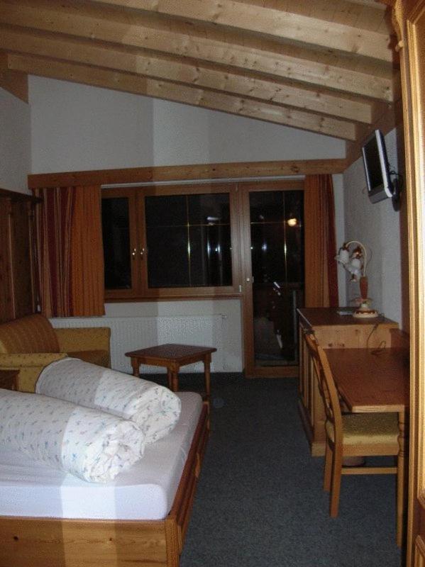 Hotel Humlerhof Gries am Brenner Exterior foto